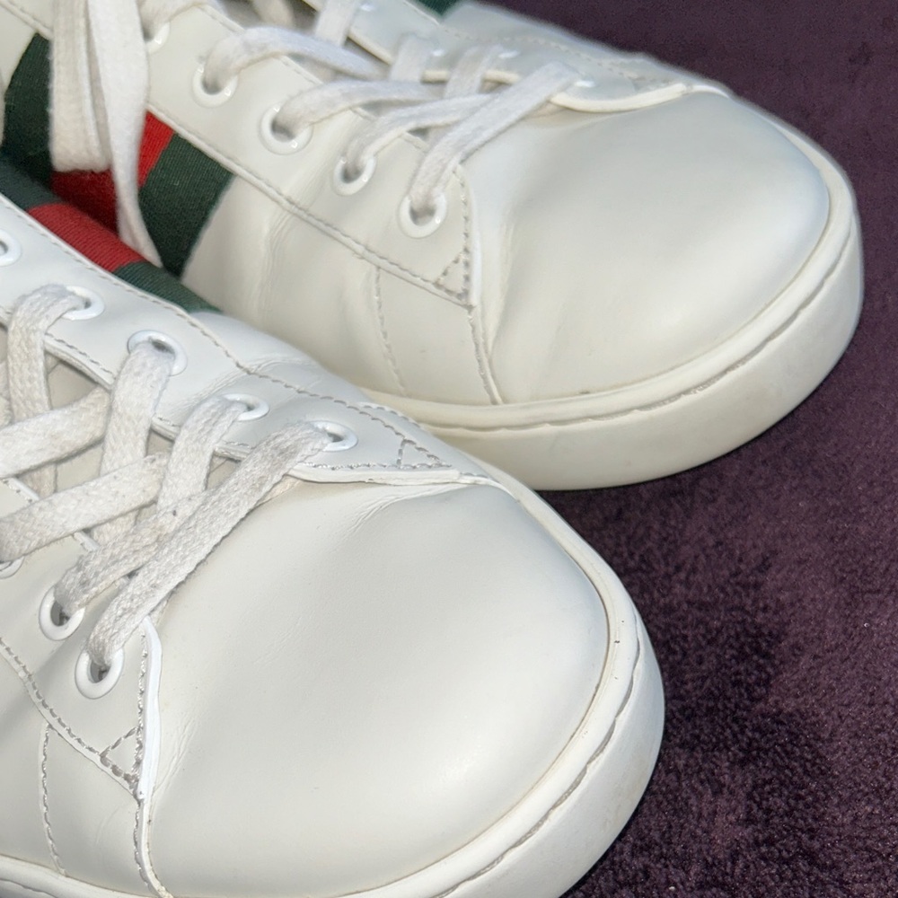 Gucci White Sneakers with Red and Green Stripes - Picture 11 of 12